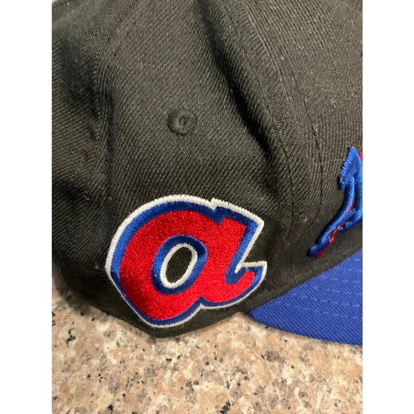 New Era Atlanta Braves Strapback Hat - Picture 11 of 12